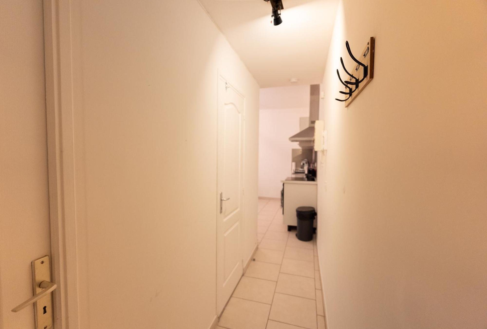 Appartement Tout Equipe Pour 6 Personnes A 15Min Des Plages Béziers Exterior foto