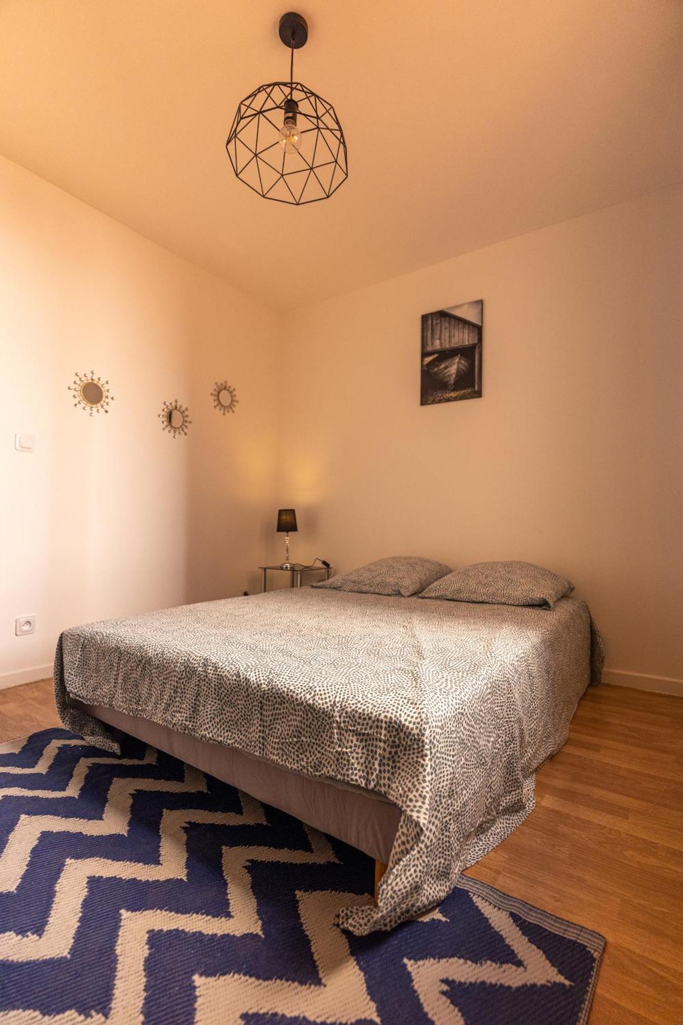 Appartement Tout Equipe Pour 6 Personnes A 15Min Des Plages Béziers Exterior foto